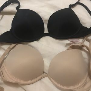 Bundle of 2 VS PINK super push up bras